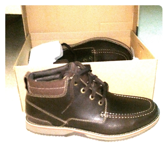 Clarks Other - Clarks Sneaker Boots